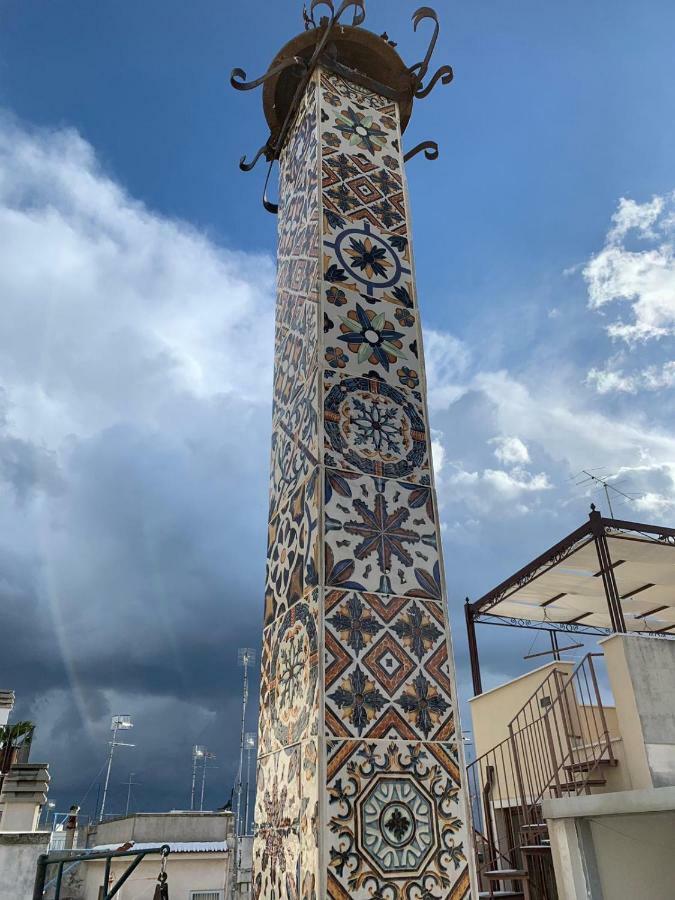 קונברסאנו Fiori Catene Tra Le Torri מראה חיצוני תמונה