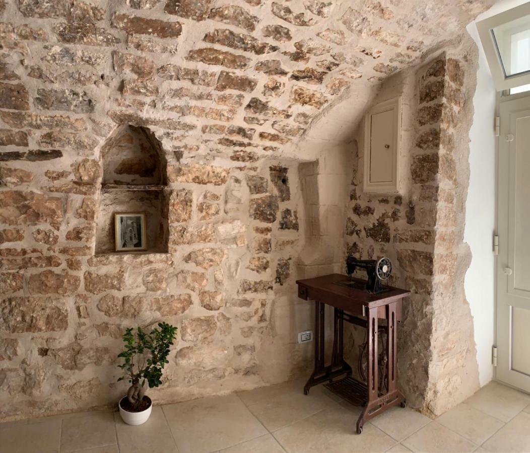 קונברסאנו Fiori Catene Tra Le Torri מראה חיצוני תמונה